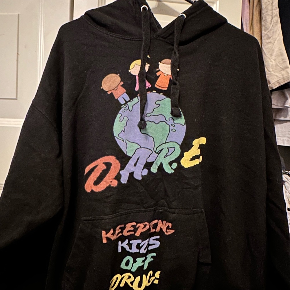 Pacsun - D.A.R.E. Pullover hoodie Large Sweatpants Medium bundle